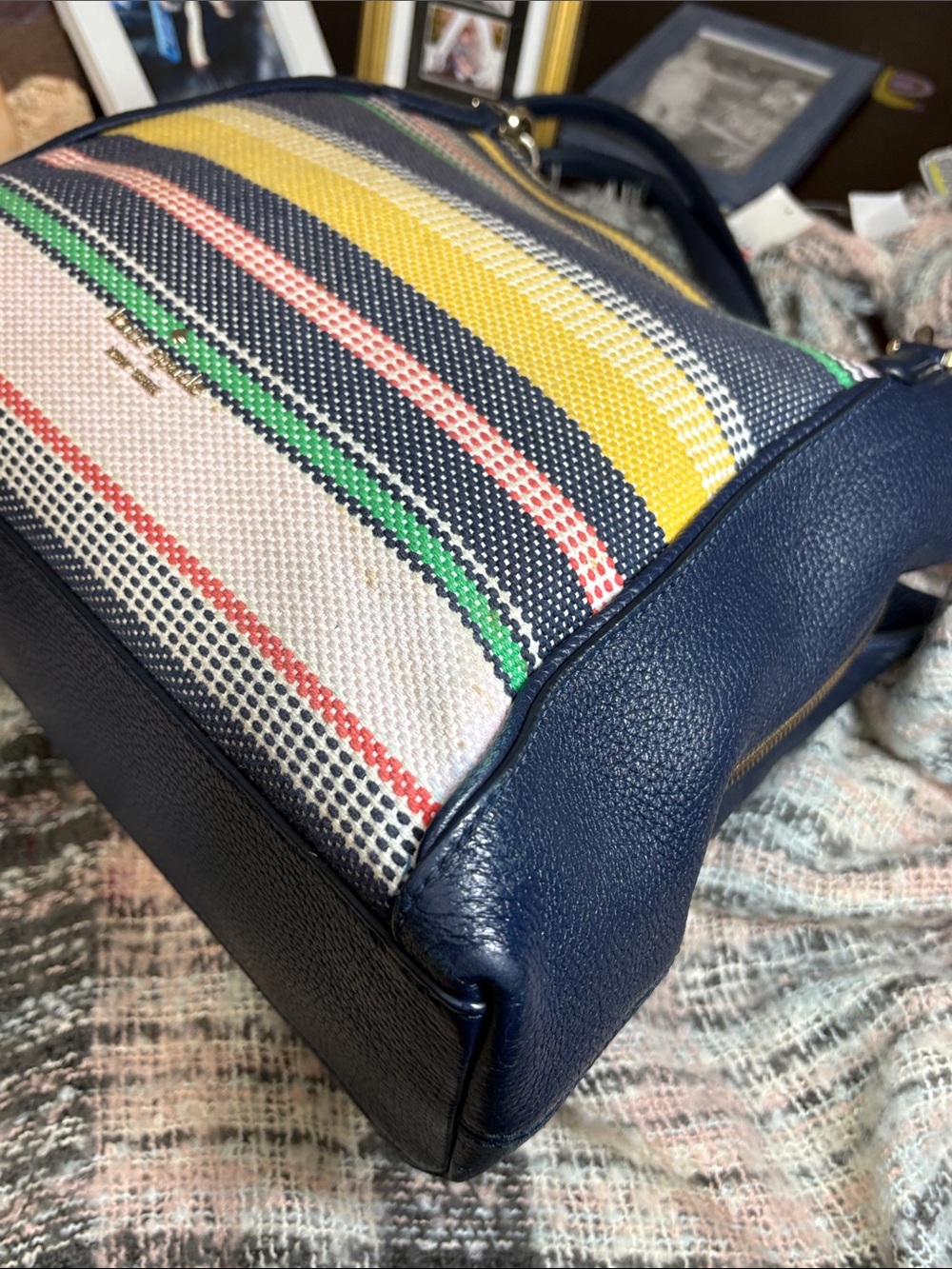 Kate Spade “Jackson Boardwalk Stripe” Shoulder Bag w/3 Compartments 11x12x4in - Picture 12 of 16